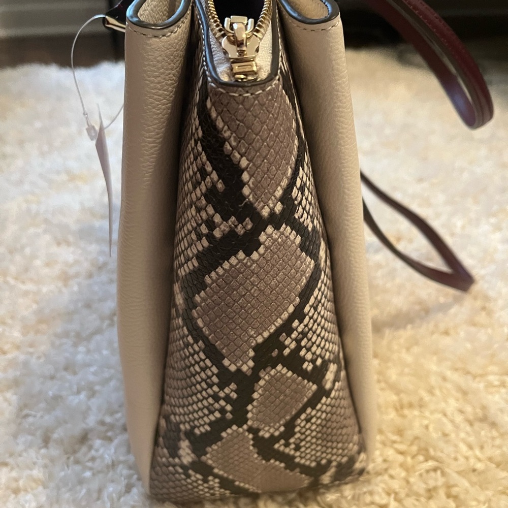 BRAND NEW Kate Spade shoulder bag
